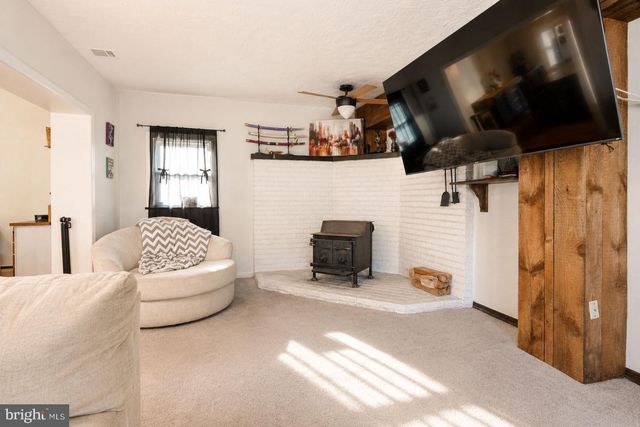 2471 RADCLIFFE AVE, Abington, PA 19001