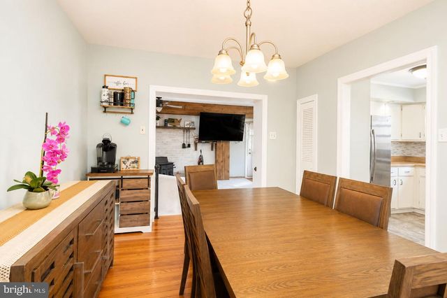 2471 RADCLIFFE AVE, Abington, PA 19001