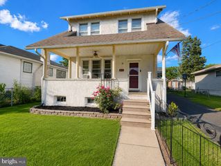 2471 RADCLIFFE AVE, Abington, PA 19001