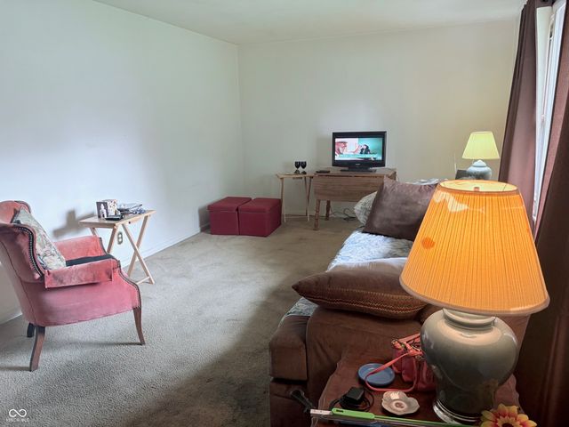 2628 W 39th Street, Anderson, IN 46011