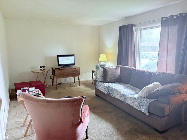 2628 W 39th Street, Anderson, IN 46011