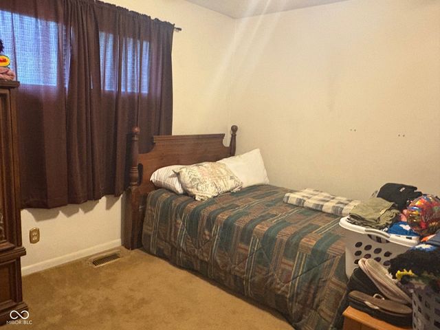 2628 W 39th Street, Anderson, IN 46011