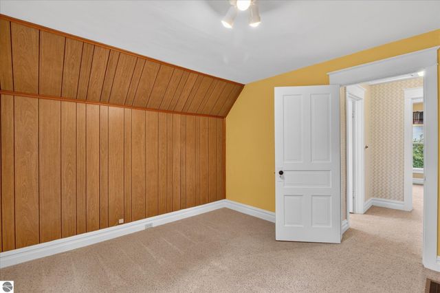 804 N River Avenue, Alma, MI 48801
