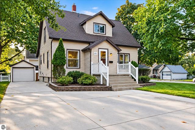 804 N River Avenue, Alma, MI 48801