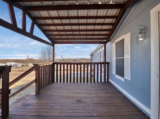 6104 Hawk Court, Joshua, TX 76058