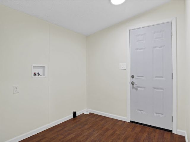 6104 Hawk Court, Joshua, TX 76058