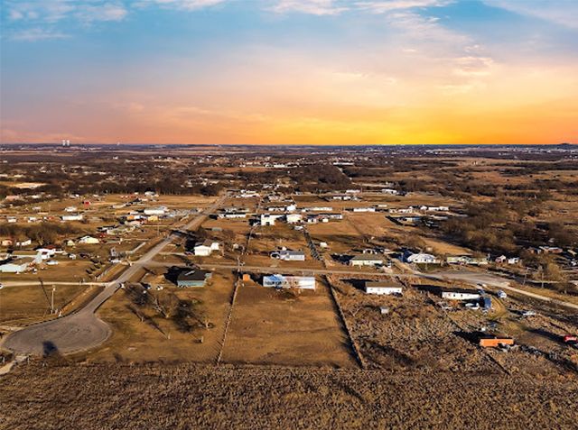 6104 Hawk Court, Joshua, TX 76058