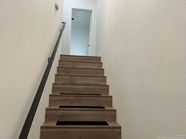 2507 E COMMERCE ST, San Antonio, TX 78203