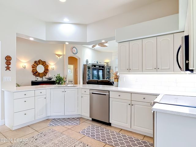 10 Acclaim At Lionspaw, Daytona Beach, FL 32124