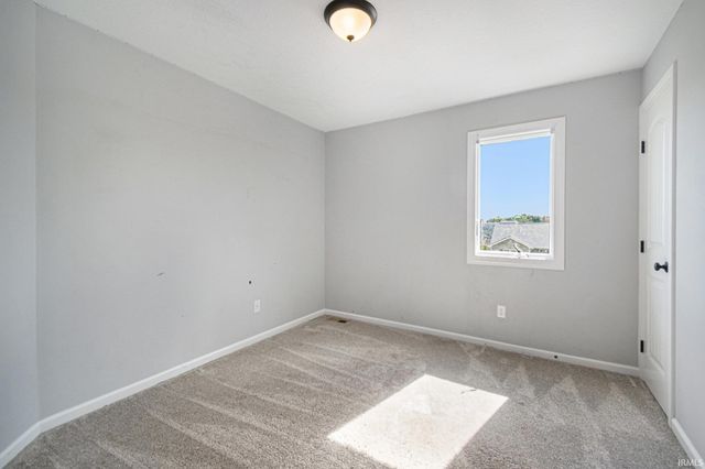 18329 Saker Court, New Paris, IN 46553