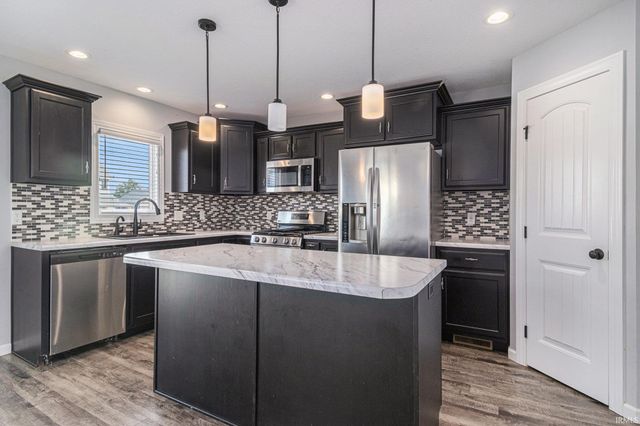 18329 Saker Court, New Paris, IN 46553