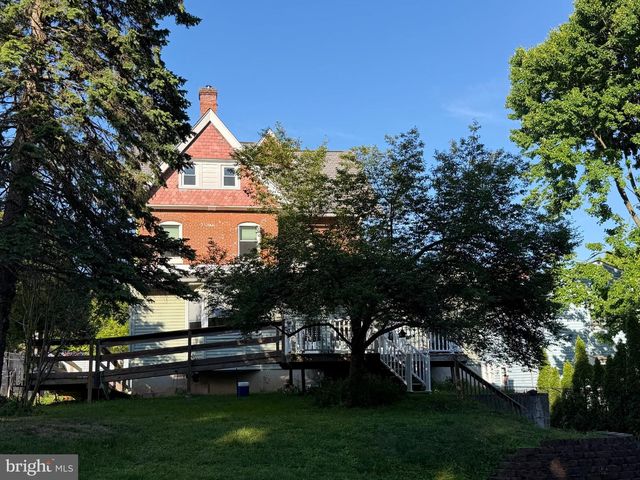309 HIGHLAND AVE, Jenkintown, PA 19046