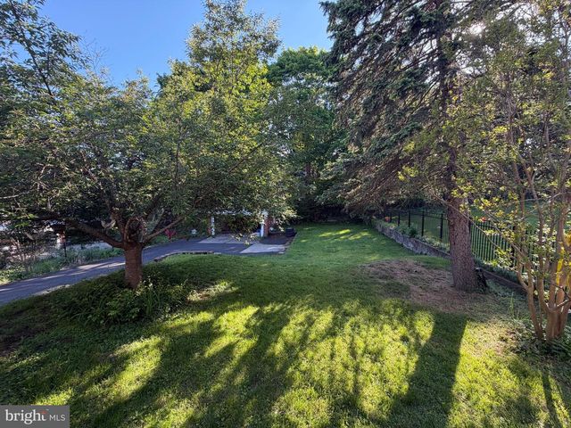 309 HIGHLAND AVE, Jenkintown, PA 19046