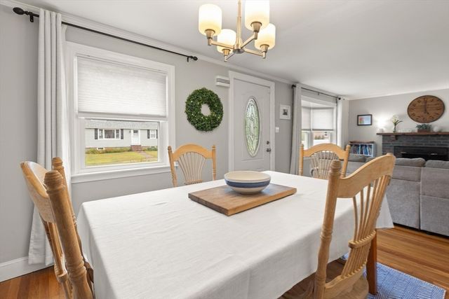 11 Old Farm Rd, Beverly, MA 01915