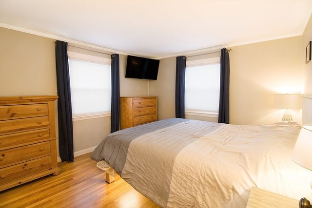 11 Old Farm Rd, Beverly, MA 01915