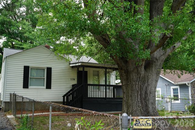 1124 W Mauney Avenue, Gastonia, NC 28052