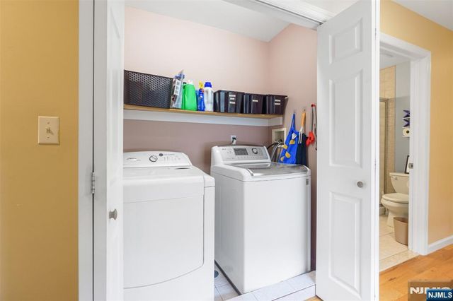 65 Avenue A, Lodi, NJ 07644