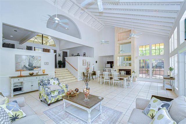 8723 FANCY FINCH DRIVE 201, Tampa, FL 33614