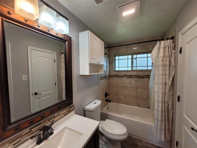 9843 Mill Shadow Drive, Houston, TX 77070