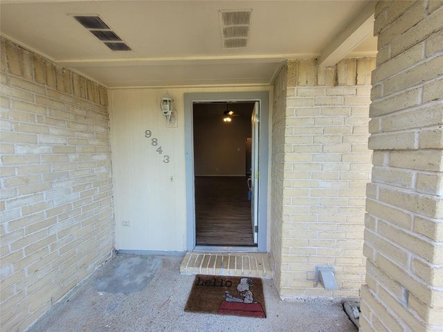 9843 Mill Shadow Drive, Houston, TX 77070