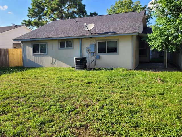 9843 Mill Shadow Drive, Houston, TX 77070