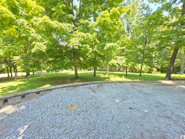 1405 Goose Hollow, Cadiz, KY 42211