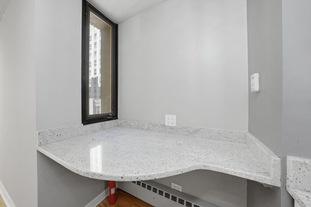 233 E Erie Street 1301, Chicago, IL 60611