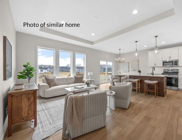 7408 Country Ridge Drive NW, Cedar Rapids, IA 52405