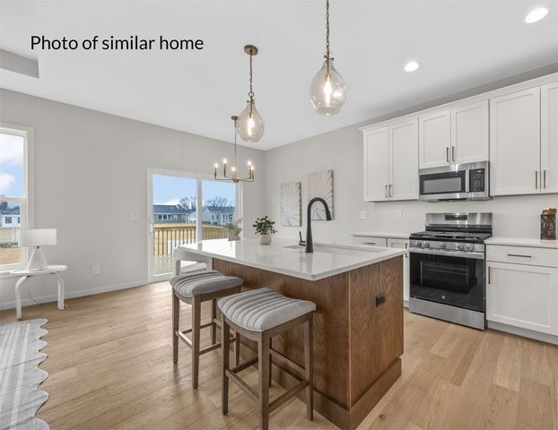 7408 Country Ridge Drive NW, Cedar Rapids, IA 52405