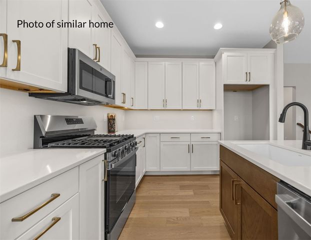 7408 Country Ridge Drive NW, Cedar Rapids, IA 52405