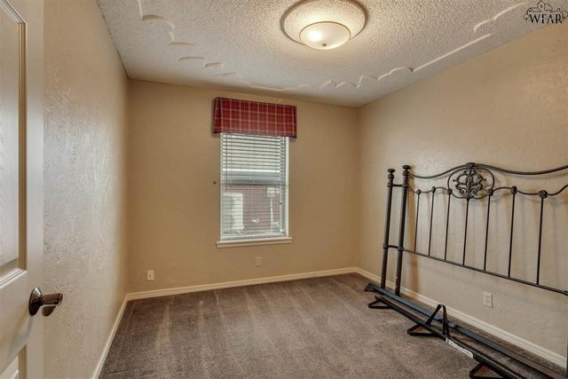 2733 SHEPHERDS GLEN, Wichita Falls, TX 76308