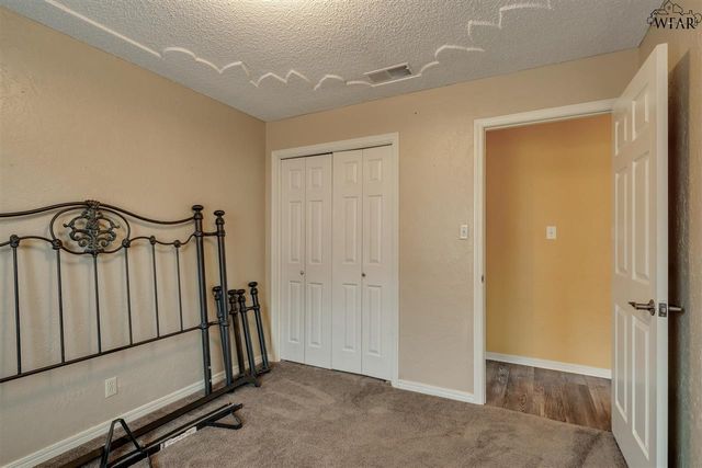 2733 SHEPHERDS GLEN, Wichita Falls, TX 76308