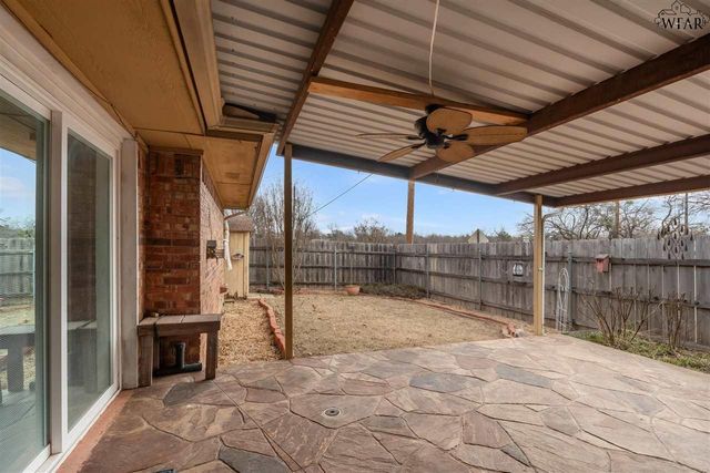 2733 SHEPHERDS GLEN, Wichita Falls, TX 76308
