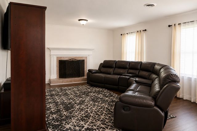 115 Debus St, Lawrenceburg, TN 38464