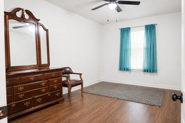 115 Debus St, Lawrenceburg, TN 38464