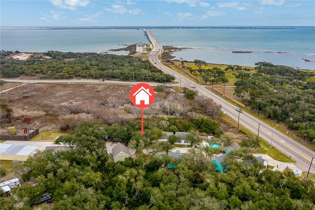 5481 Highway 35 N 12, Rockport, TX 78382