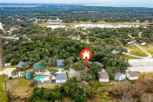 5481 Highway 35 N 12, Rockport, TX 78382