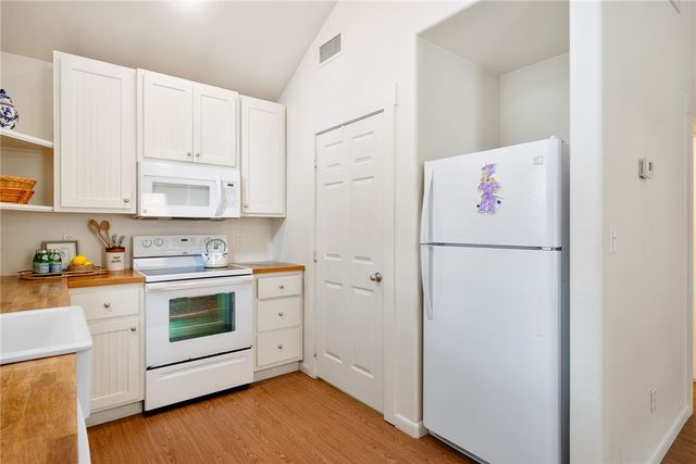 5481 Highway 35 N 12, Rockport, TX 78382