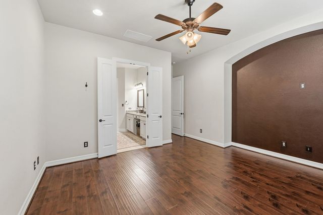 401 Bellagio DR, Lakeway, TX 78734