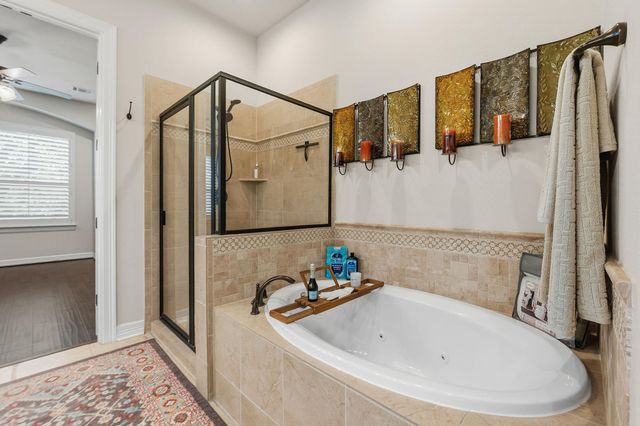 401 Bellagio DR, Lakeway, TX 78734