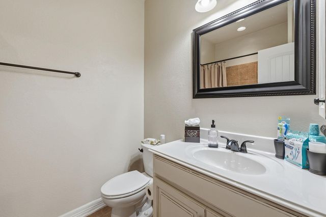 401 Bellagio DR, Lakeway, TX 78734