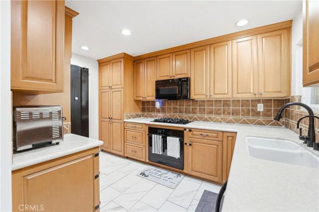 1758 N Widdows, Orange, CA 92865