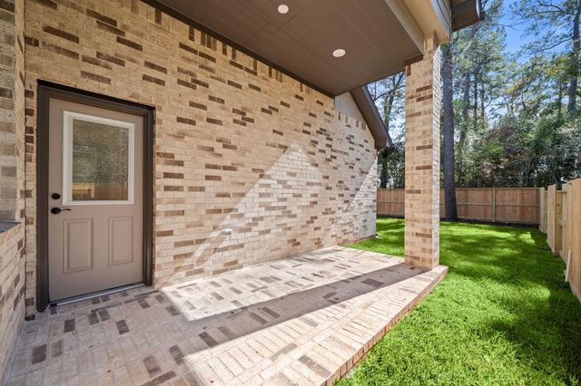 707 Campbell Crossing Court, Willis, TX 77318