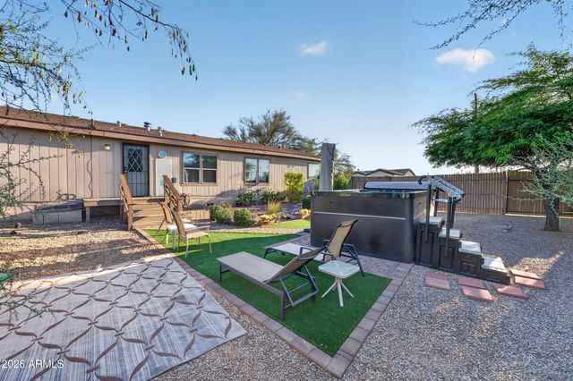 21518 W NARRAMORE Road, Buckeye, AZ 85326