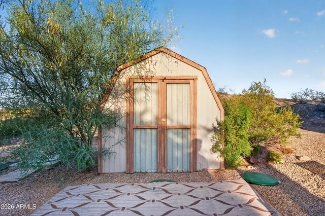 21518 W NARRAMORE Road, Buckeye, AZ 85326