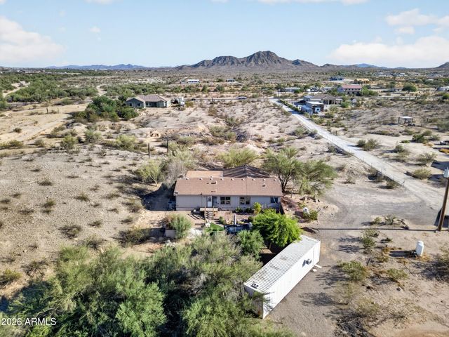 21518 W NARRAMORE Road, Buckeye, AZ 85326