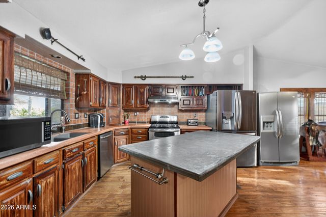 21518 W NARRAMORE Road, Buckeye, AZ 85326