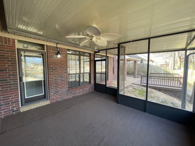 30 HARBOR OAKS CV, Oakland, TN 38060