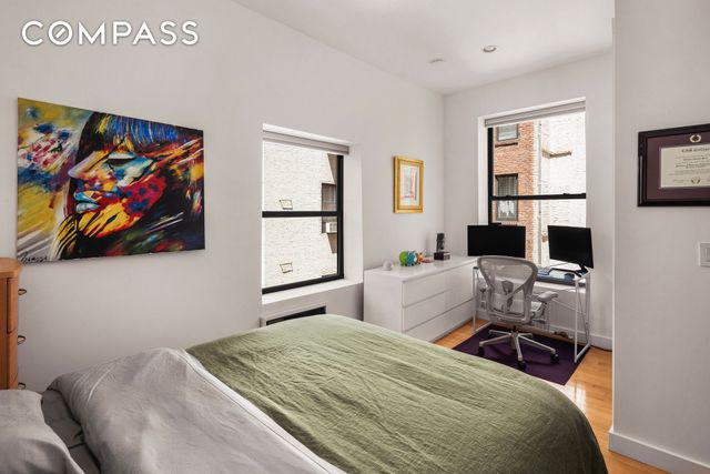 23 E 10th St Apt 4G, New York City, NY 10003