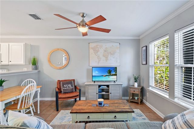 413 Palmetto Street, St Simons Island, GA 31522